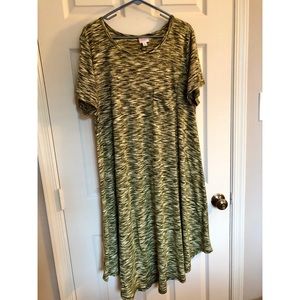 XL LulaRoe Carly